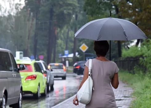 В пятницу вечером и в субботу в Латвии ожидаются дожди.