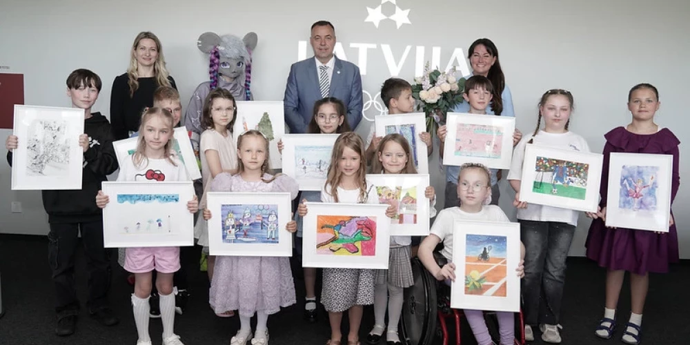 Tiek sveikti zīmējuma konkursa uzvarētāji.