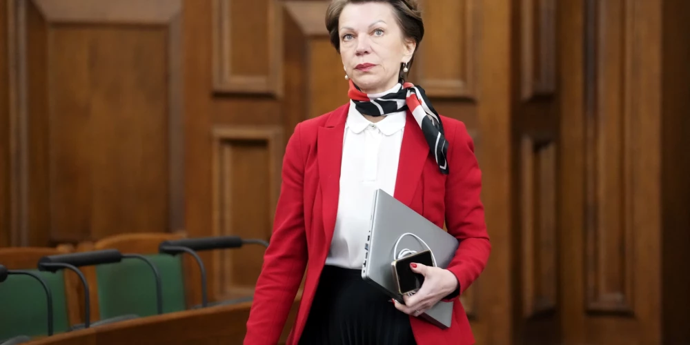 Saeimas priekšsēdētāja biedre Linda Matisone (AS).