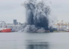 ВИДЕО: в румынском порту Констанца взорвался украинский морской дрон