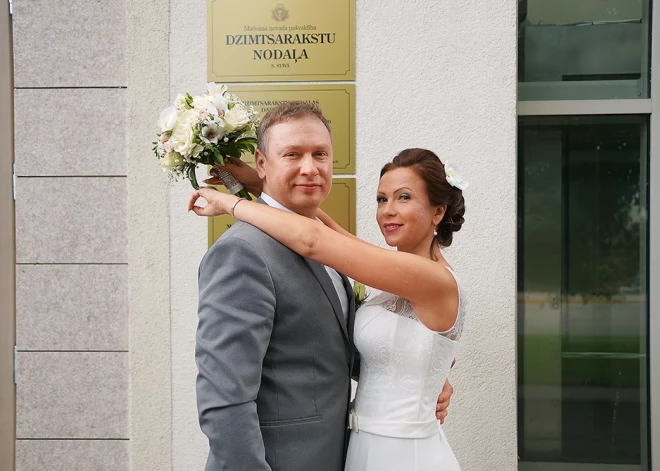 Iveta un Ralfs Rubeņi nevis izšķīrās, bet apprecējās pēc 25 gadu kopdzīves
