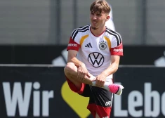 Vācijas futbola izlasei Pasaules kausā būs jāiztiek bez talantīgā pussarga Karla