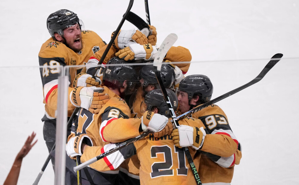 “Golden Knights” otrajā pagarinājumā uzvar “Hurricanes” un p