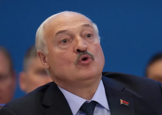 Лукашенко не будет отправлять армию в Украину, чтобы не стать "мясным фаршем за чужую волю"