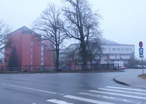 Dobeles slimnīca.