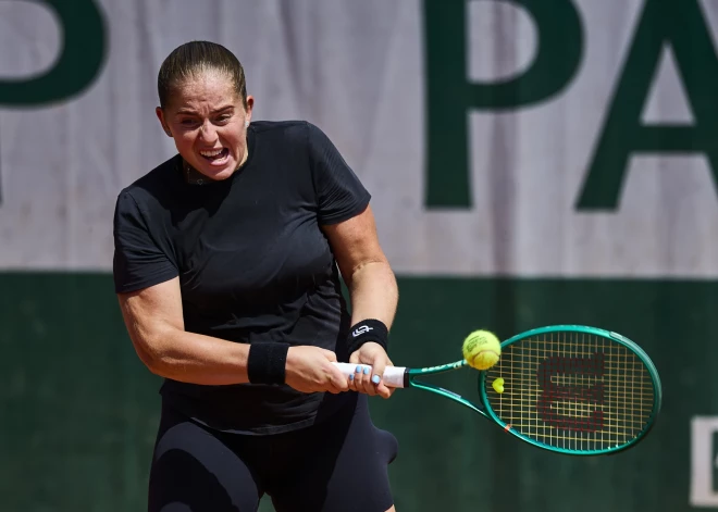 Latvijas tenisa pirmā rakete Aļona Ostapenko WTA rangā zaudē septiņas pozīcijas