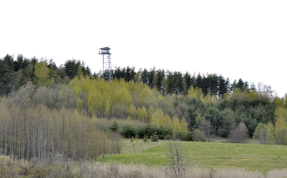 Brīdina par iespējamu apdraudējumu Latvijas gaisa telpā trīs