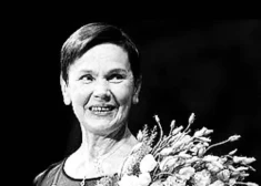 Mūžībā aizgājusi izcilā baletdejotāja un pedagoģe Larisa Tuisova