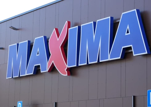 В Maxima сообщили, что магазины в Дагде, Краславе и Лудзе возобновят работу сразу после того, как ответственные службы подтвердят окончание угрозы.