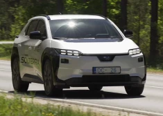 Klusāk, tālāk un...lētāk. Ar ko izdevīga modernizētā Subaru Solterra?