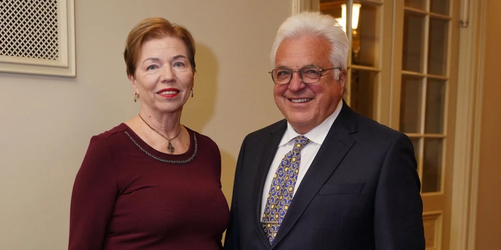 Tatjana un Valērijs Koķi šogad nosvinēja zelta kāzas.  