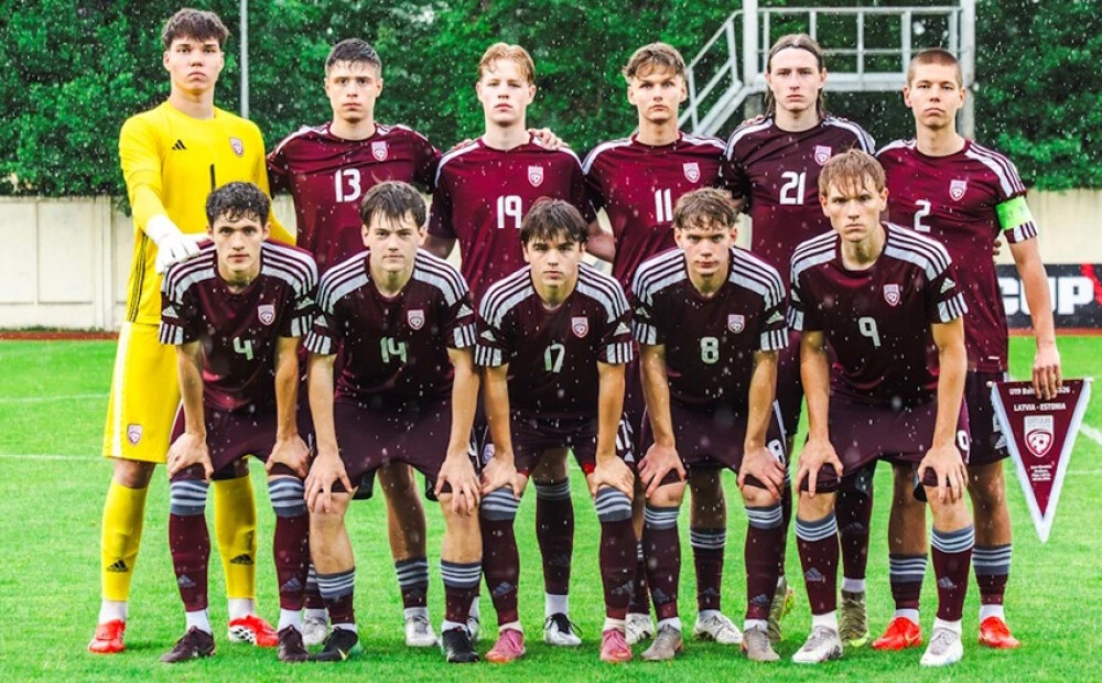 Latvijas U-19 futbolisti uzvar Igauniju, bet Balti