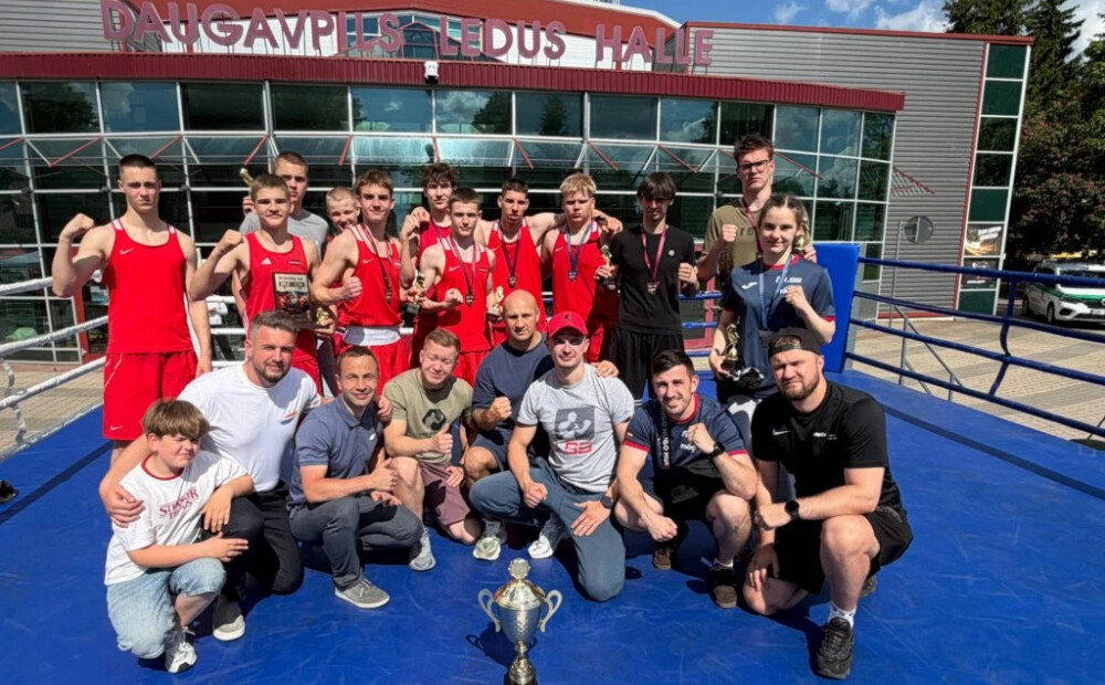 Liepājas Kompleksās sporta skolas bokseri palīdz L