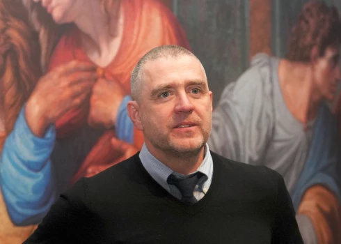 Политолог Филипп Раевский сравнил Латвию с внезапно разбогатевшим наследником.