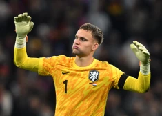 Savainojumu guvis Nīderlandes futbola izlases pamatvārtsargs