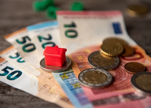 Vai Eiropas Centrālā banka rīt paaugstinās bāzes procentu likmes?