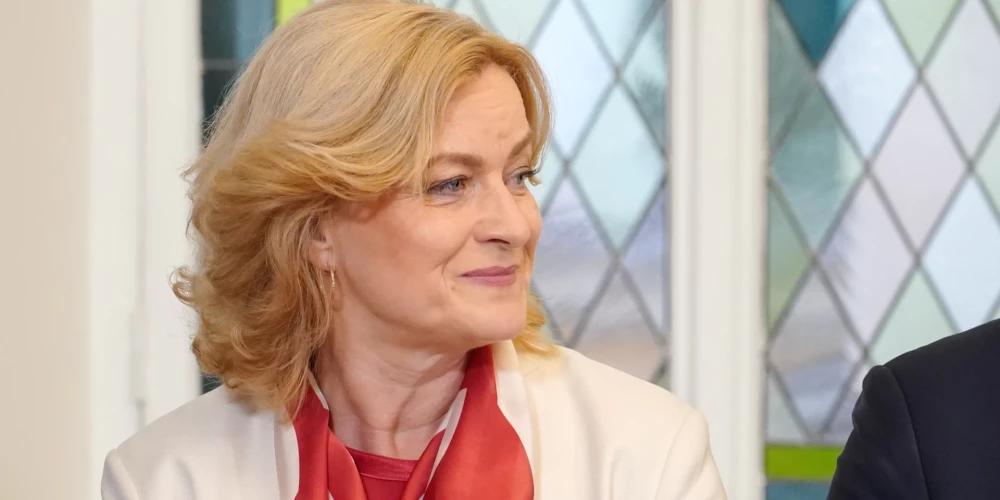Izglītības un zinātnes ministre Ilze Indriksone (NA).