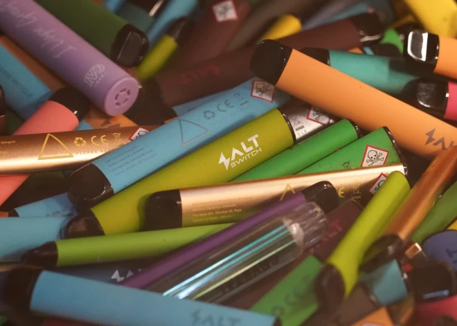 Plānots ieviest depozīta sistēmu e-cigarešu savākšanai un pārstrādei