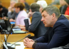 Uz Baltkrieviju aizbēgušā Rosļikova vietā darbu Rīgas domē sāk Andrejs Kozlovs