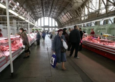 Būvniecības uzraugi pieprasījuši  nekavējoties pārtraukt Centrāltirgus Gaļas paviljona ekspluatāciju