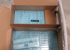 Kravā gultas veļas vietā atklāj vairāk nekā pusmiljonu kontrabandas cigarešu