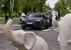 Rīt startē ikgadējais “Ignitis ON” elektroauto rallijs, kas šogad ved no Kauņas caur Cēsīm uz Tartu