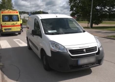 Подробности о ДТП возле школы в Берги - попавший под машину мальчик спешил на контрольную