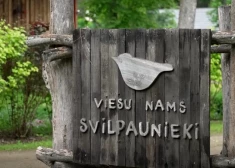 “Visas istabas ir tukšas...” Krievijas pierobežā iecienīts Latgales viesu nams atklāj, cik ļoti vietējo tūrismu ietekmē dronu trauksmes