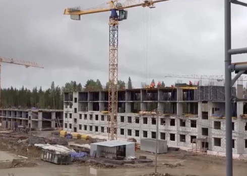 Jaunajā militārajā pilsētiņā plānots izvietot no 4000 līdz 6000 karavīru. 
