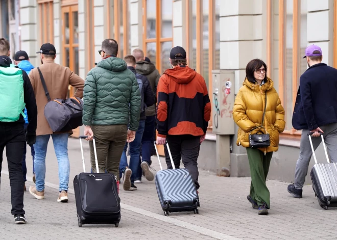 Vietējā tūrismā un ārvalstu ceļojumos Latvijas iedzīvotāji iztērējuši teju 1,80 miljardus eiro