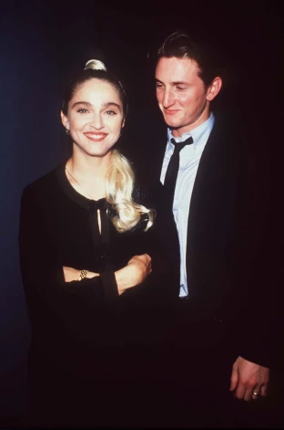 Madonna un viņas pirmais vīrs Šons Penns 1987. gadā.