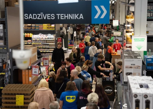 В Огре заработал новый K Senukai.