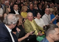 ФОТО: состоялась премьера постановки "Указ № 2", пришло много известных в обществе людей