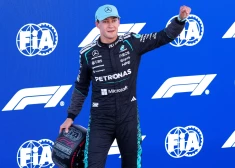 Džordžs Rasels uzvar Pirmās formulas Katalonijas "Grand Prix" kvalifikācijā
