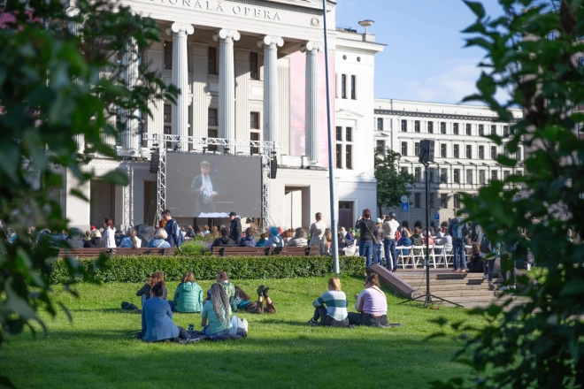 Vasarīgie vakari ar opermūziku.