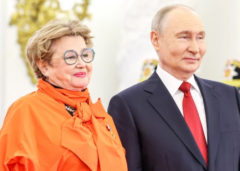 Марину Неелову на вручении ордена от Путина не узнали даже преданные поклонники.