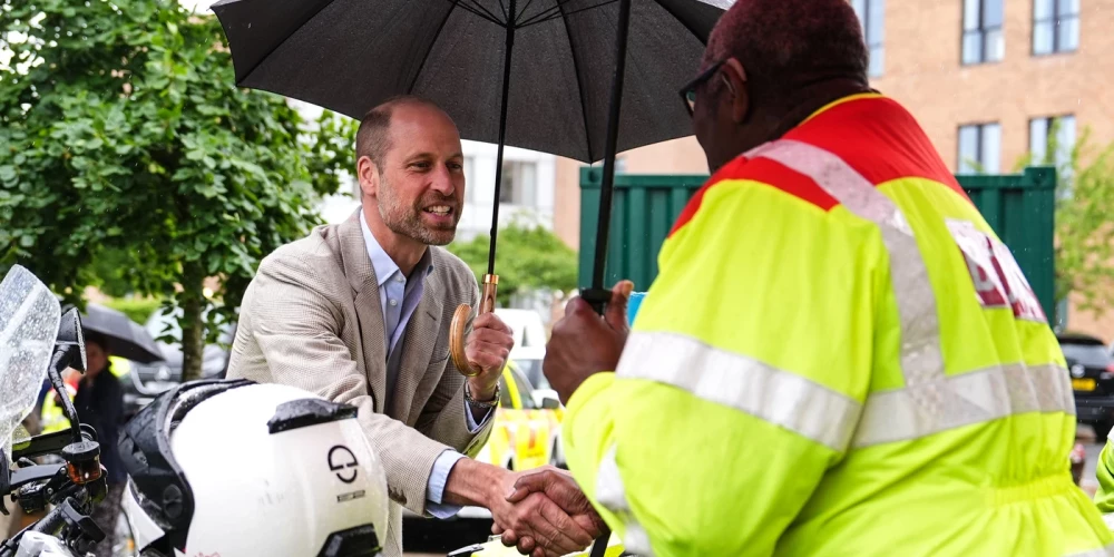 Velsas princis Viljams 2026. gada 11. jūnijā apmeklēja organizāciju “Norfolk Blood Bikes”, kas strādā 365 dienas gadā, nodrošinot asiņu, plazmas, trombocītu, analīžu paraugu, vakcīnu un citu steidzami nepieciešamu medicīnisko materiālu piegādi Norfolkas slimnīcām.
