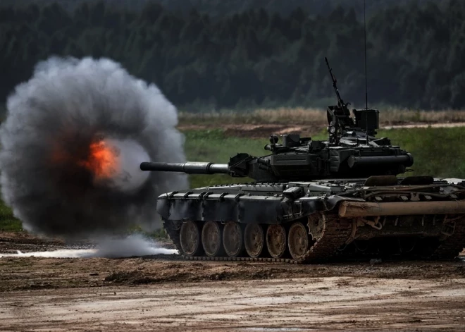 Baltkrievija piegādā Krievijai militāro produkciju simtiem miljonu eiro vērtībā, liecina izmeklēšana