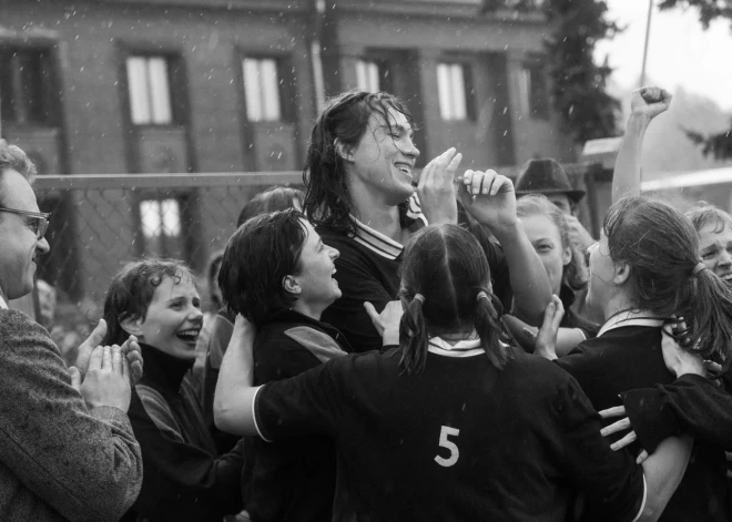 Pēc starptautiskās pirmizrādes Kannās spēlfilma “Uļa” rudenī nonāks arī pie Latvijas skatītājiem