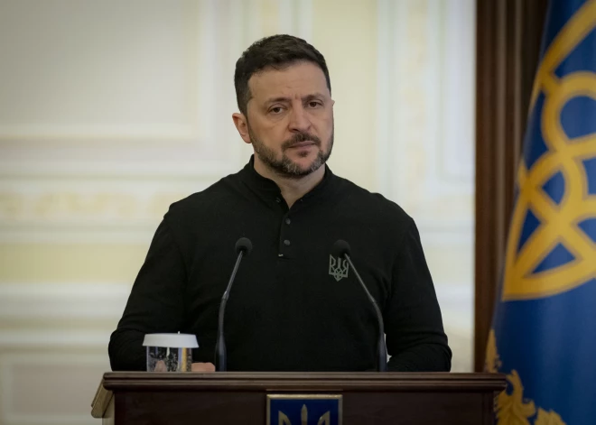 Zelenskis nespēj valdīt asaras, runājot par saviem bērniem. VIDEO