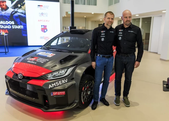 Nometa svaru, uzlaboja veselību un sēdīsies pie stūres. Rīkotāji pēkšņi kļūst par Igaunijas WRC rallija dalībniekiem