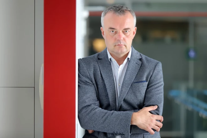 Ekonomists Pēteris Strautiņš: “Apdrošināšanas izmaksu dinamika ir ļoti pārsteidzošs stāsts.”
