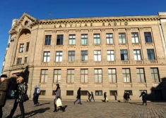 Latvijas Radio  un LTV  darbinieki ir sašutuši par atbrīvošanos no vēsturiskajiem zīmoliem
