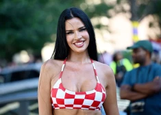 Zināms, kas noticis ar skarbi kritizēto "seksīgāko" Pasaules kausa līdzjutēju