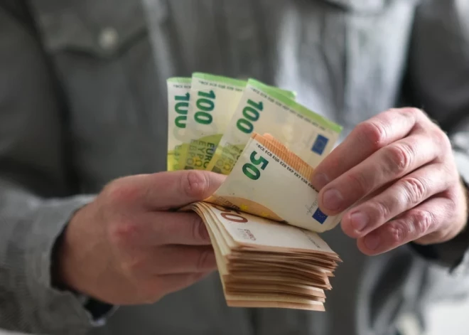 Жители Литвы уже забрали более 3 млрд евро из накопления второго пенсионного уровня
